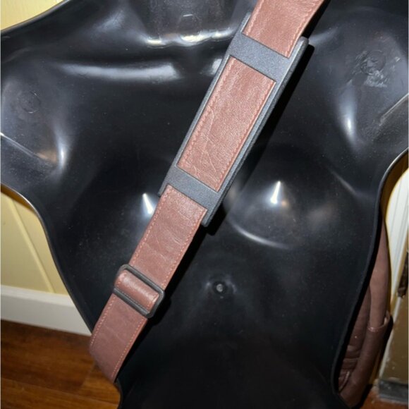 AmeriBag Healthy Back Bag Brown Leather Adjustable Strap - Picture 10 of 15